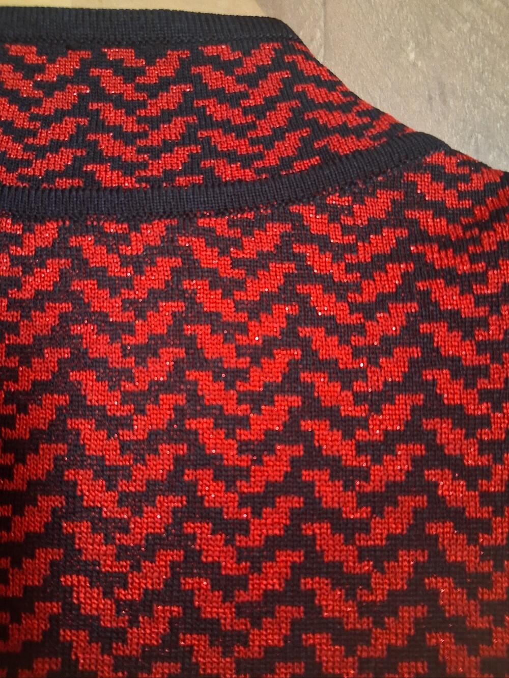 Exclusively Misook Jacket Medium Long Sleeve Career Blazer Red Black Chevron - Picture 7 of 7